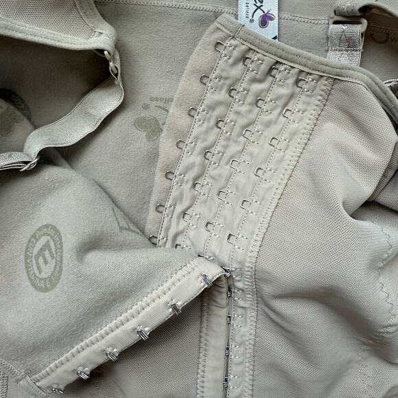 Fajitex Shapewear Faja Short Media Pierna Espalda Alta Broche Centro XXL Nude - Picture 7 of 16